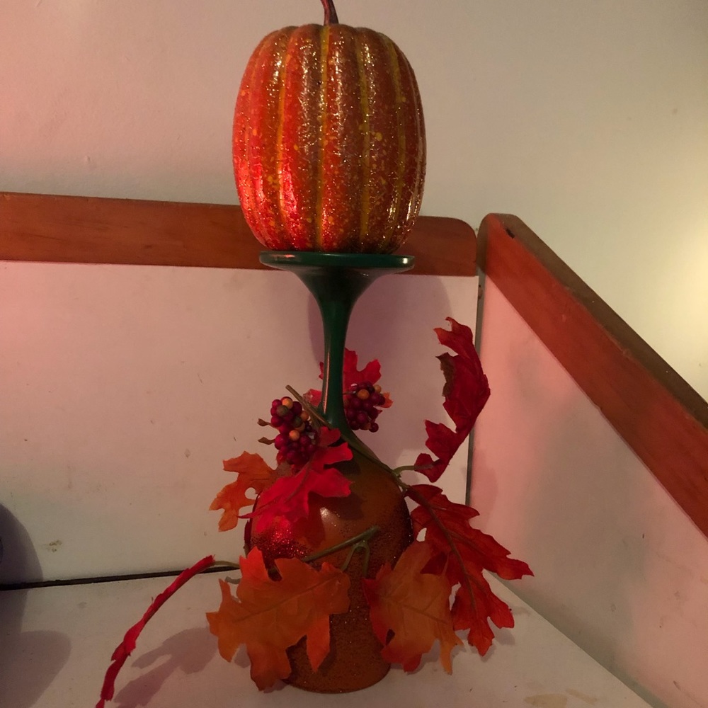 Autumn 🍂 wine 🍷 glass